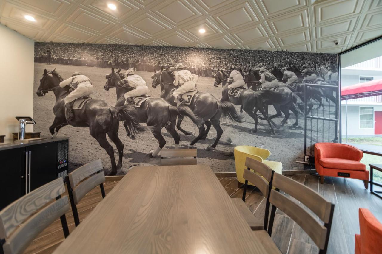 Equus I75 Hotel Ocala